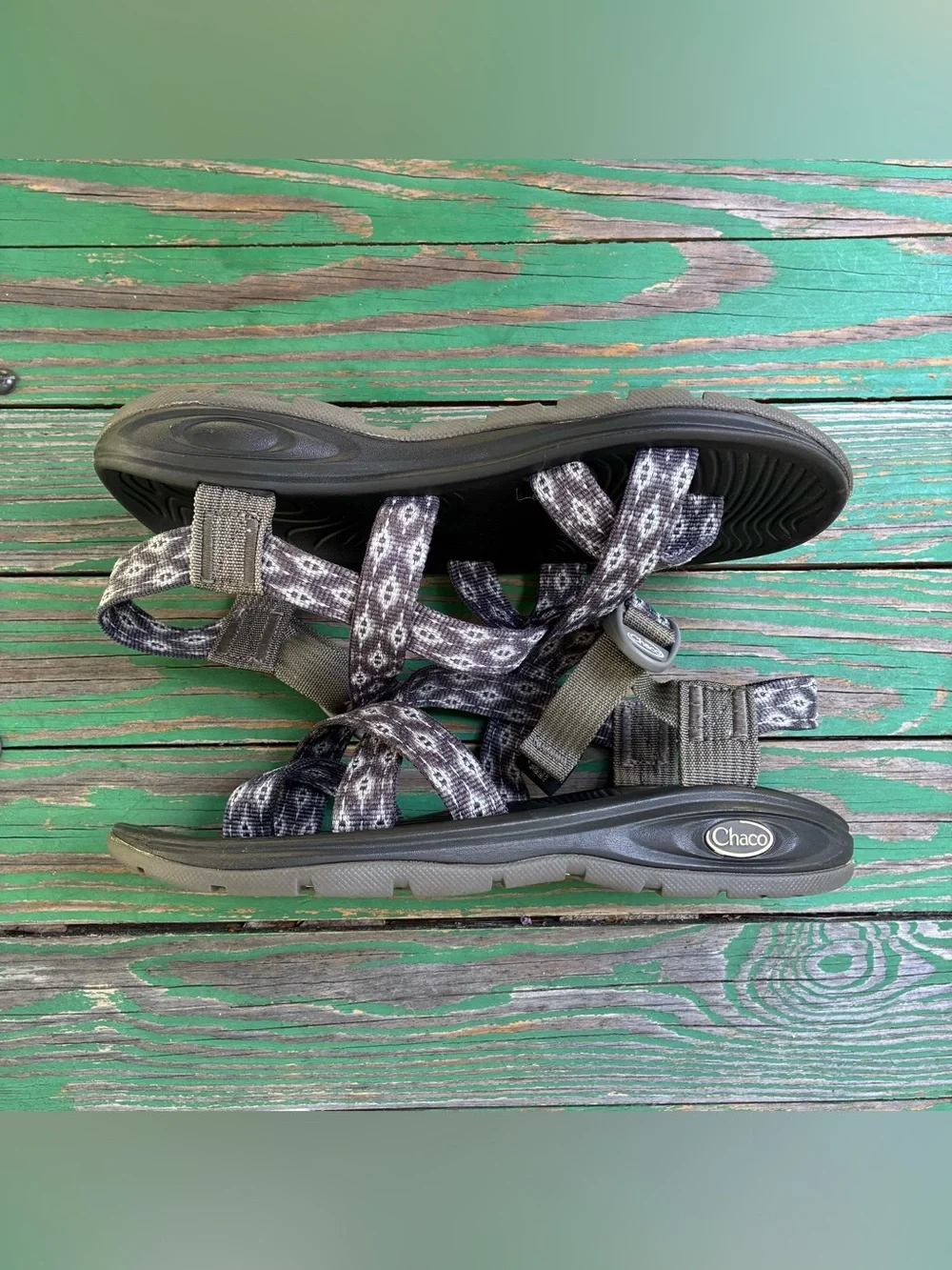Chaco Womens ZVolv 2 Nova Gray Outdoor Hiking Water Sandals Sz 8